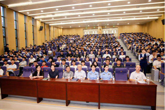 校园反诈季丨协会联合交通银行江苏省分行走进职业技术学校